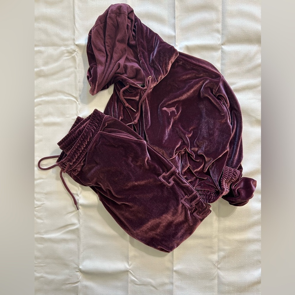Victoria’s Secret PINK Burgundy Velour Set Hoodie Joggers M/L